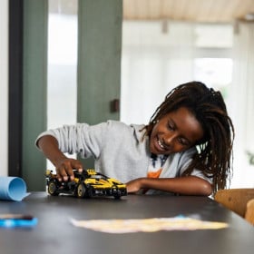  LEGO TECHNIC BUGATTI BOLIDE 2