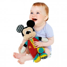 Baby Mickey Visteme 2