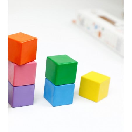 Crayones Cubo Colores Arcoíris