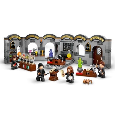 Castillo de Hogwarts Clase de Pociones LEGO Harry Potter