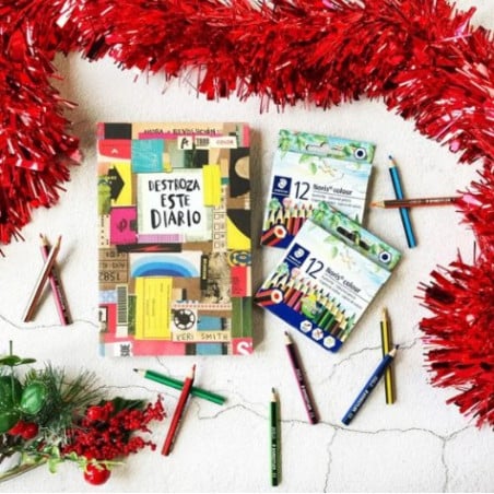 Destroza Este Diario A Todo Color